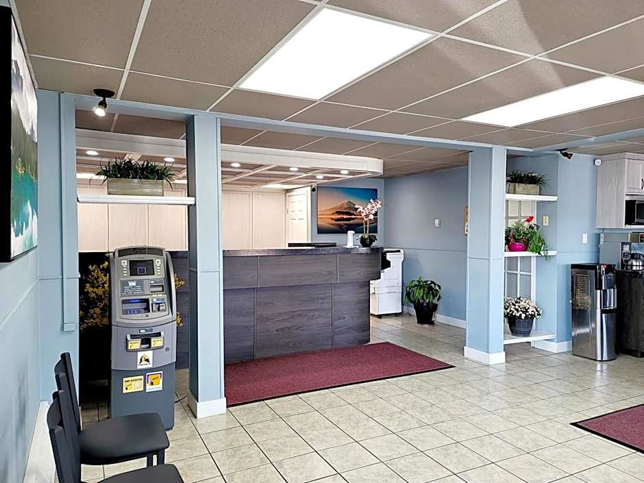 Canadian Motor Inn