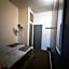 Macaw Guest House