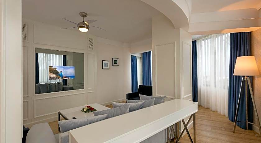 Limak Atlantis Deluxe Hotel-2 Children Free up to Age 14