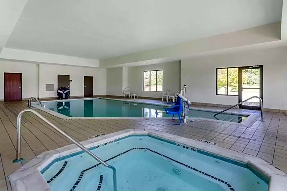 Comfort Inn & Suites Carbondale University Area