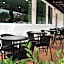 The charlotte smart hotel lopburi