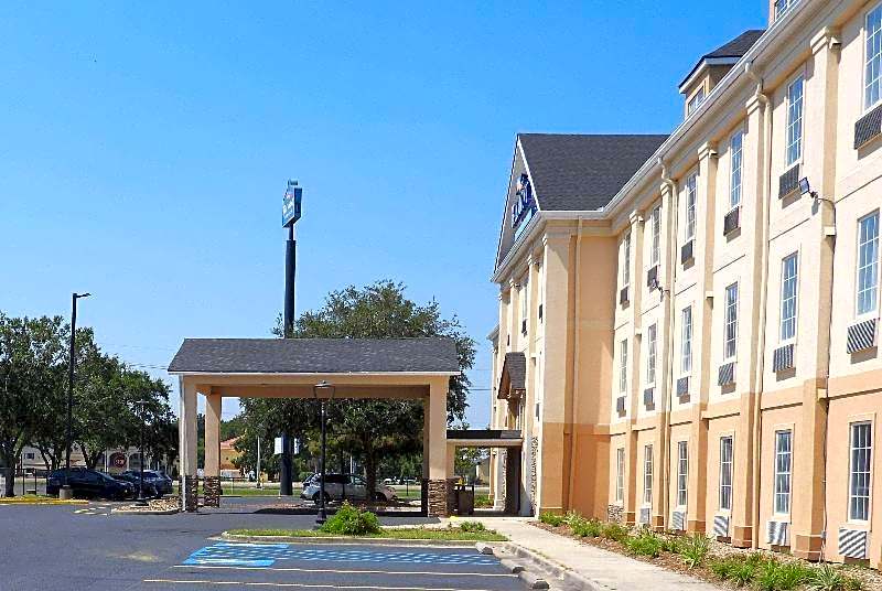 Baymont by Wyndham Lafayette Airport