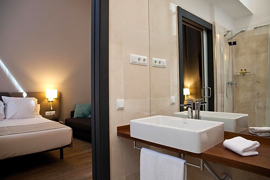 May Ramblas Hotel