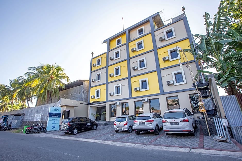 Liberta Home Seririt Bali