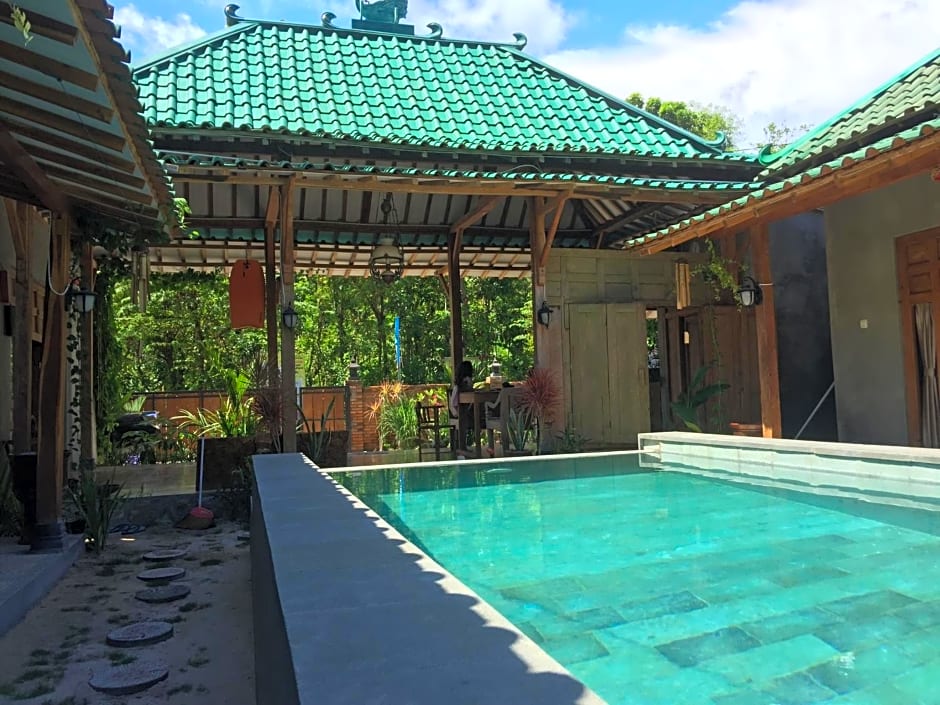 Watukarung Ristu Homestay