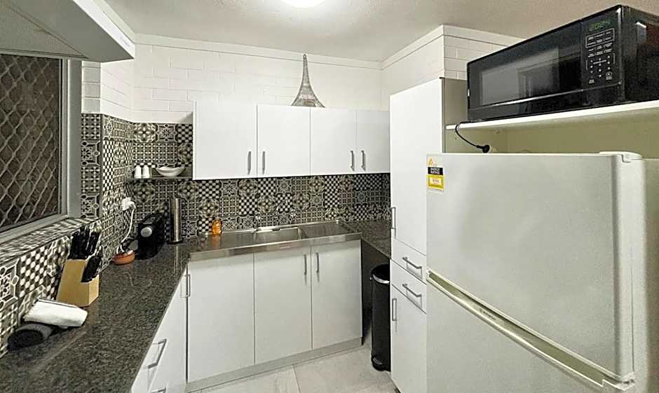 Central Subiaco Oasis 1 Bedroom Unit