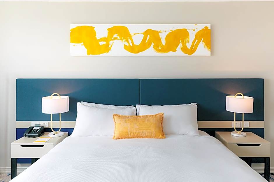 voco Gold Coast By IHG