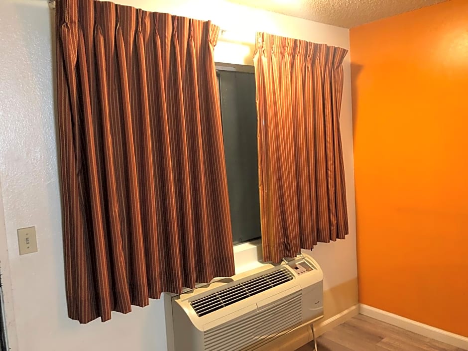 Anaheim National Inn