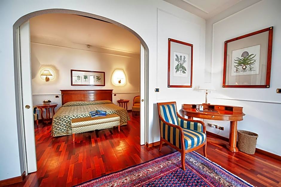 Relais Casali della Cisterna