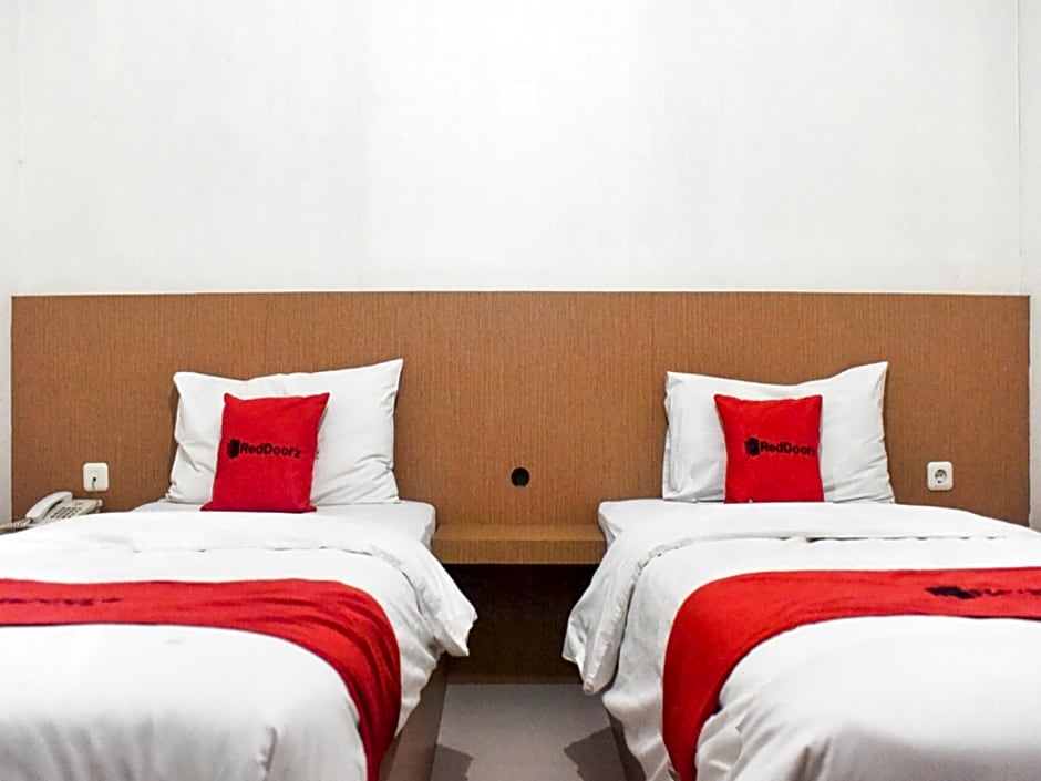 RedDoorz @ Pengayoman Panakkukang 2 Makassar