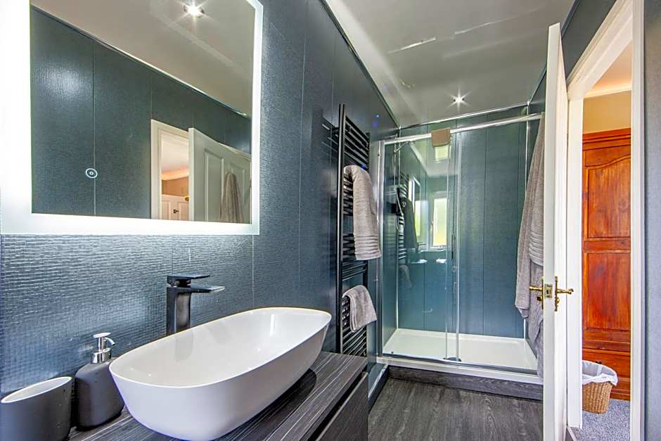 The Galley Of Lorne Inn