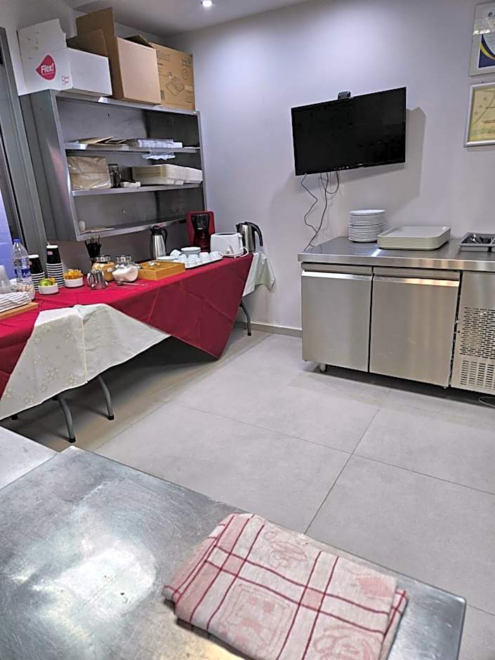 Data Chios Center semi basement