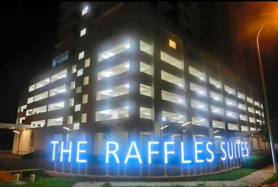 Raffles Suites 2 Bedroom Homestay