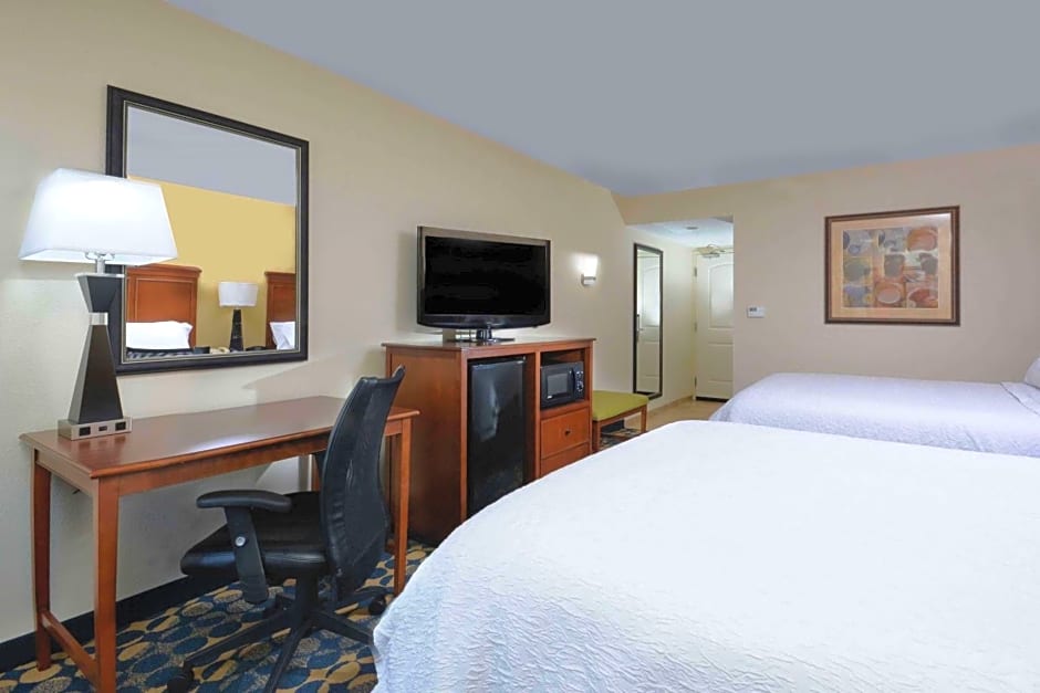 Hampton Inn By Hilton Fayetteville Fort Bragg