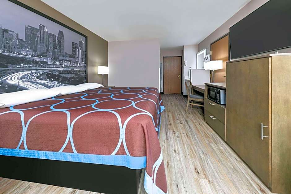 Super 8 by Wyndham Waxahachie TX