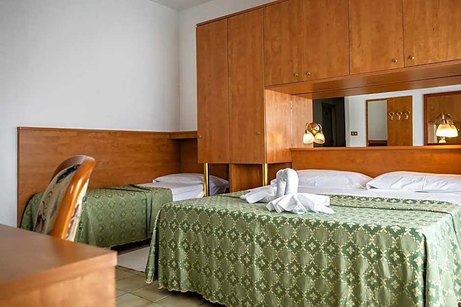 Hotel Oasi Verde