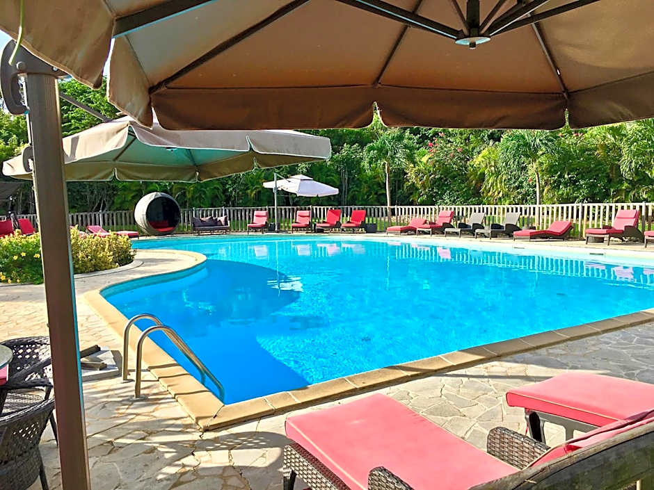 Résidence Le Vallon Guadeloupe Parc Piscine Appartements & Studios