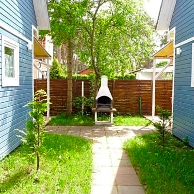 Błękitne domki przy morzu