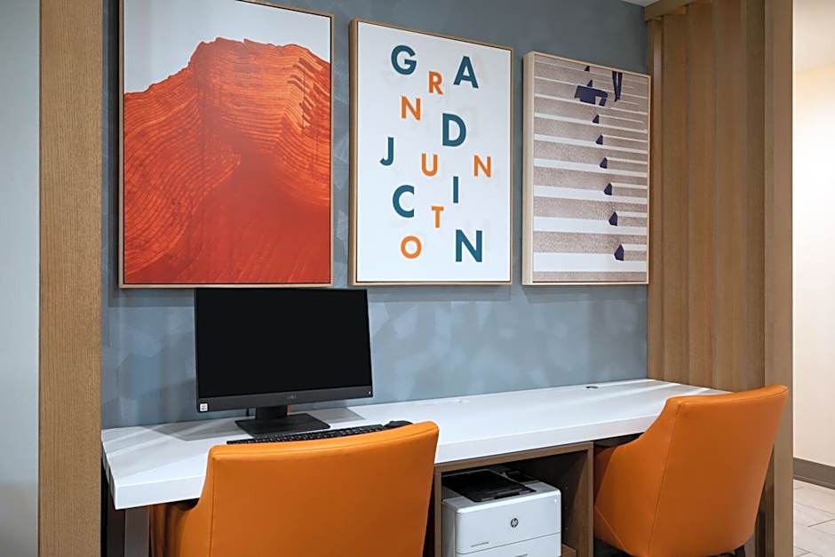 Holiday Inn Express Hotel & Suites Grand Junction By IHG