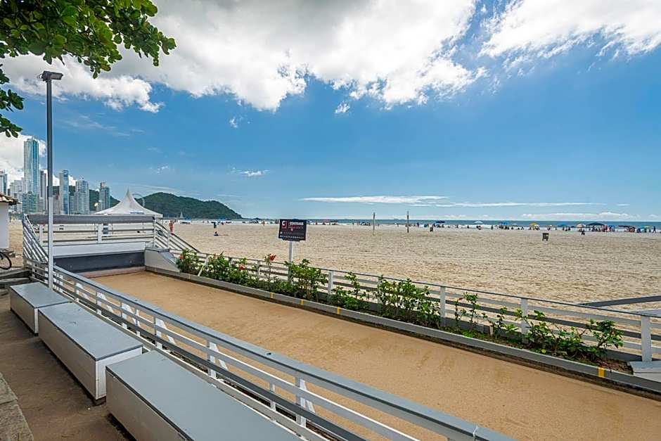 PTSG061 - Charme e conforto ao lado da praia de BC