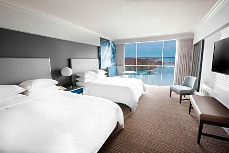 Queen Room with Two Queen Beds - Falls View - High Floor