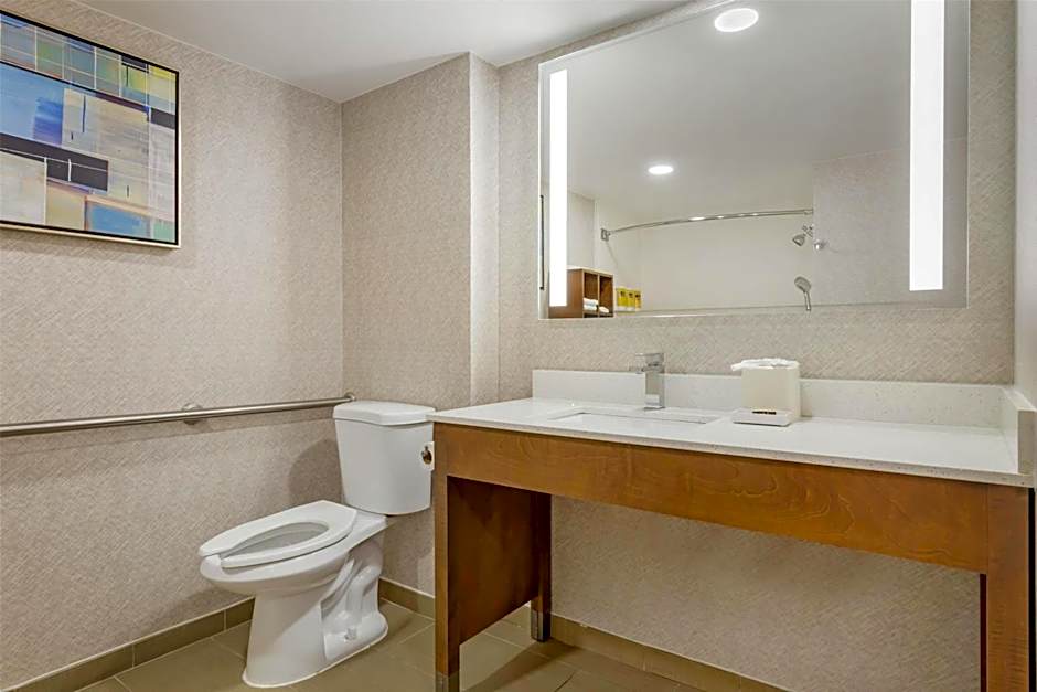 Best Western Plus Raleigh Crabtree Valley Hotel