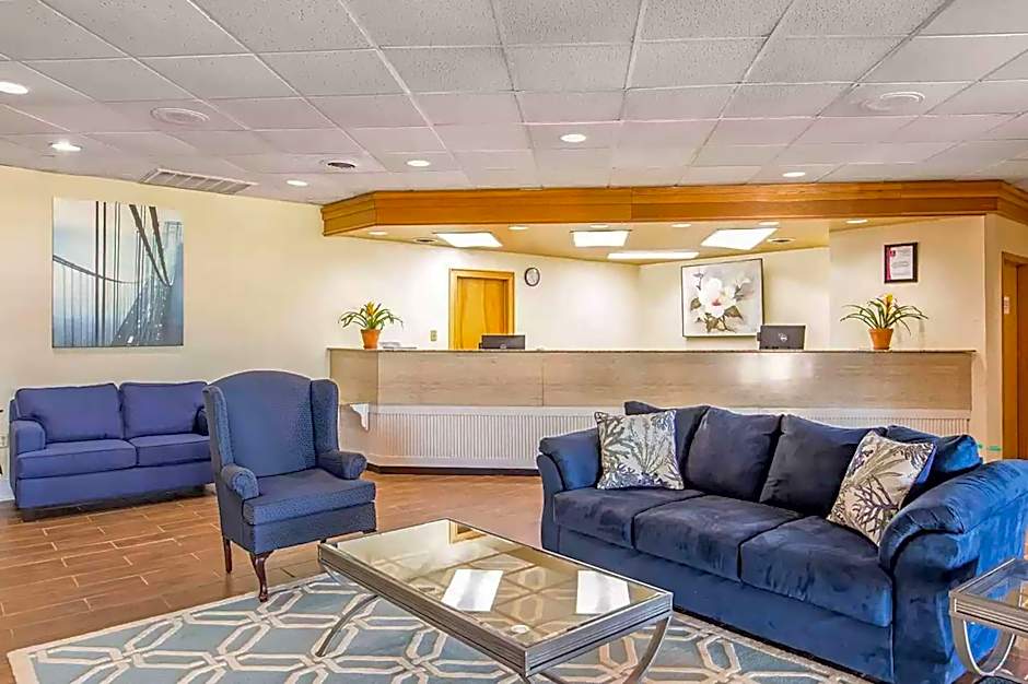 Ramada by Wyndham Santee I-95