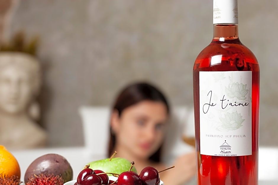 Je T'aime Luxury Suite and Relax