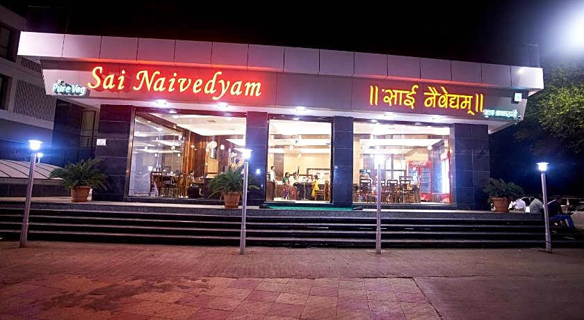 Hotel G-Square Shirdi