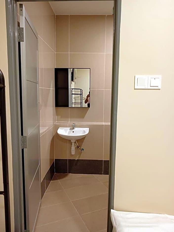 GRAND SRI MUADZAM HOTEL