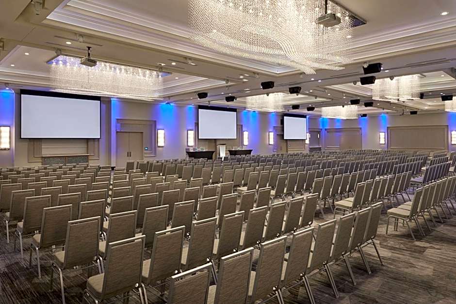 Courtyard by Marriott Oshawa