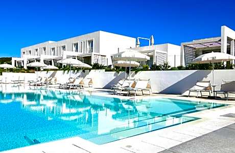 ISA-Residence with swimming-pool in Stintino near the famous La Pelosa-beach