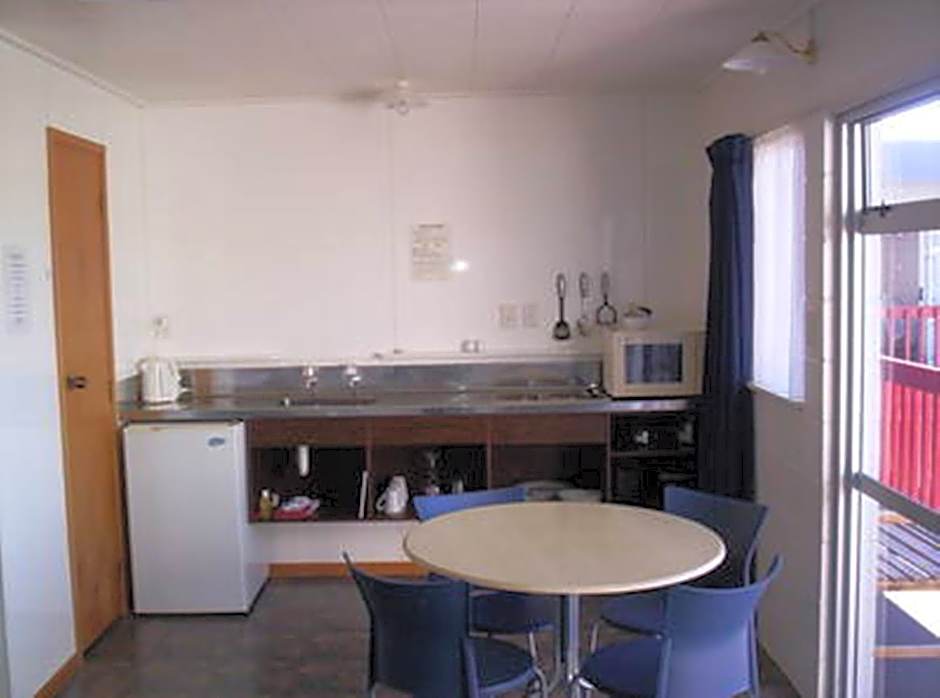 Broadway Motor Inn