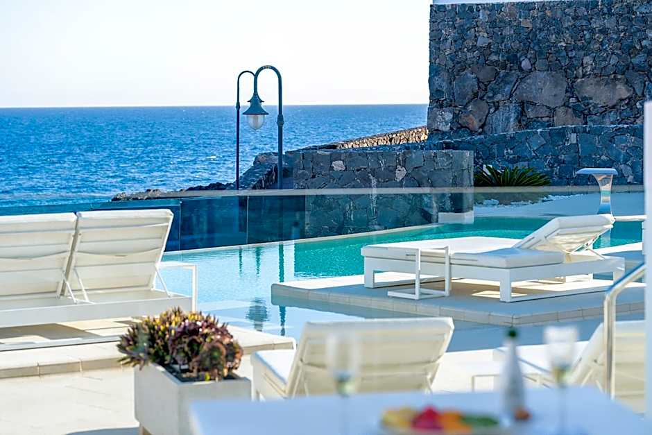 Royal Marina Suites Boutique Hotel