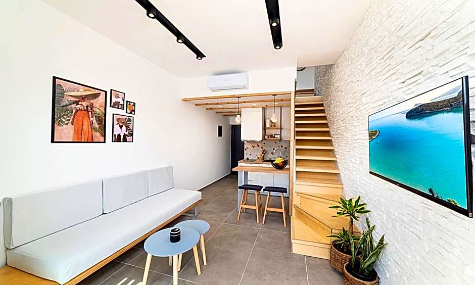 Aelia Suites