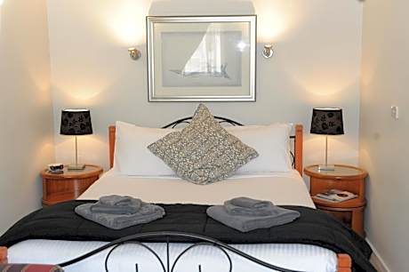 Economy Family Room with Kitchenette