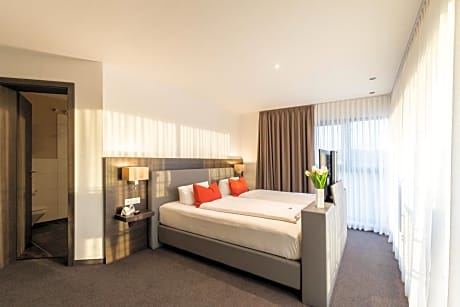 Junior Suite with Balcony