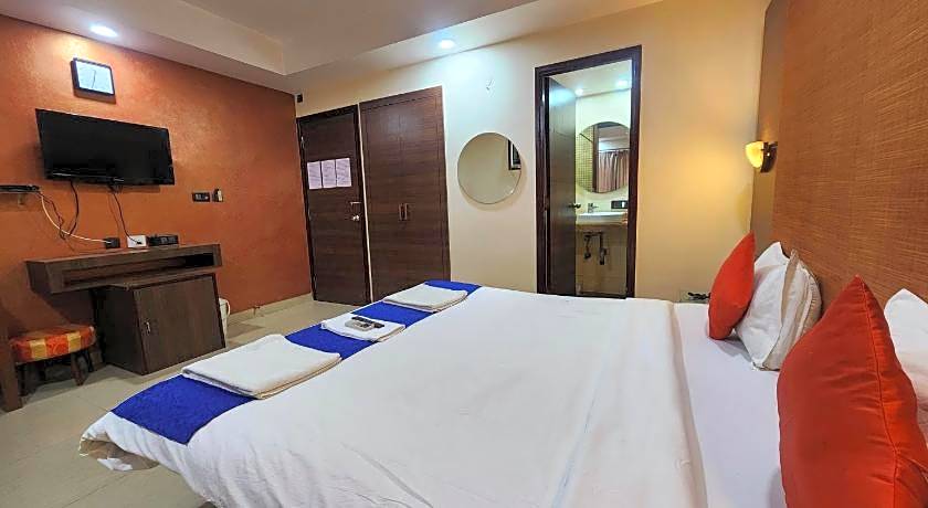 Bhammar's Inn - A Pure Vegetarian Hotel