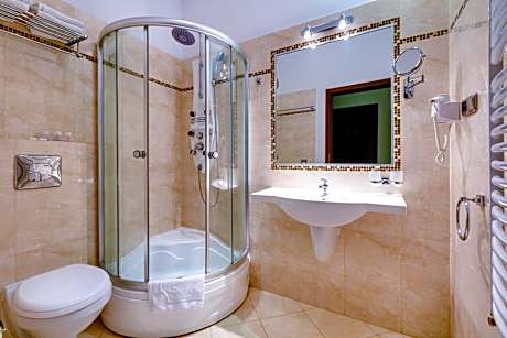 Deluxe Double Studio