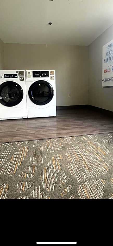 Wingate by Wyndham Bridgeport