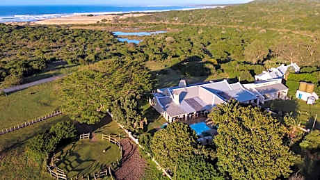 Oyster Bay Lodge