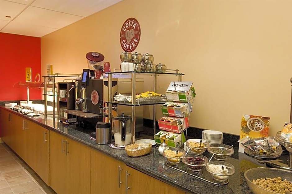 Premier Inn Sheffield City Centre (St Mary's Gate)