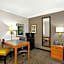 La Quinta Inn & Suites by Wyndham Denver  Golden