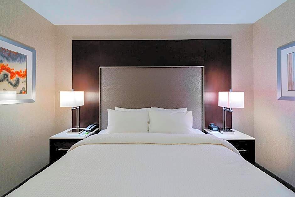 Fairfield Inn & Suites by Marriott Boston Cambridge