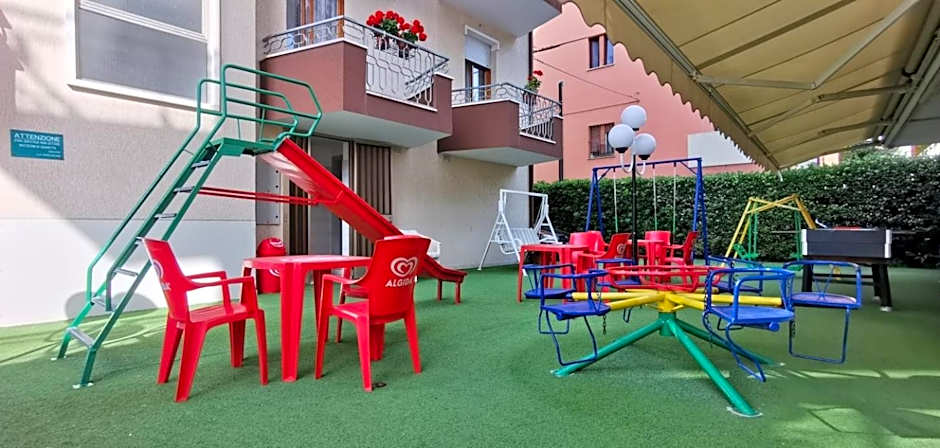 Hotel Cosmos