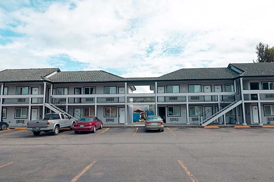 Sumner Motor Inn