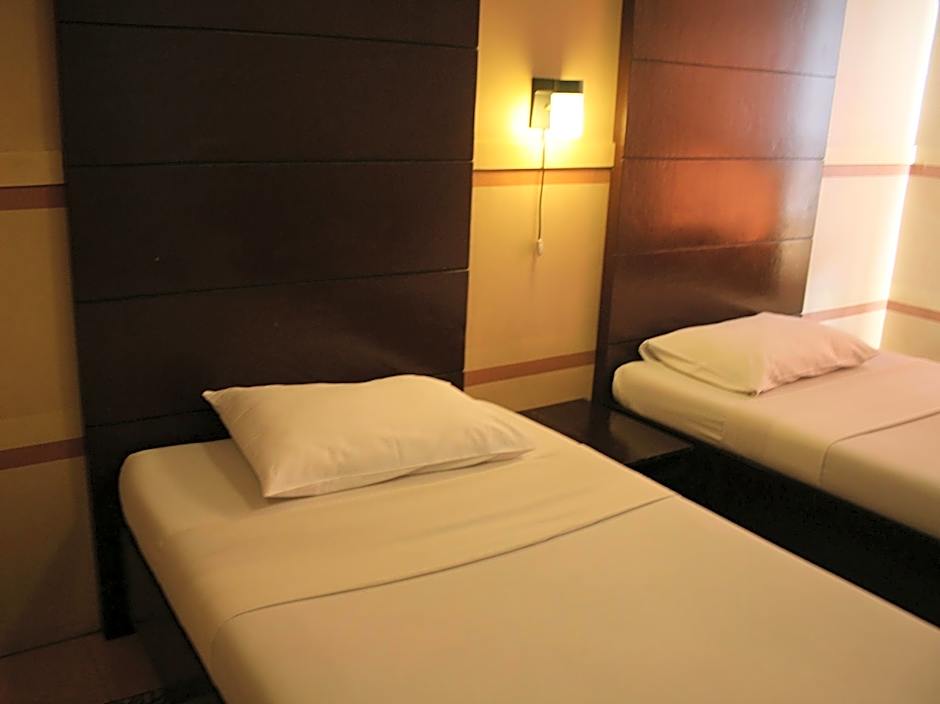 Sampaguita Suites JRG