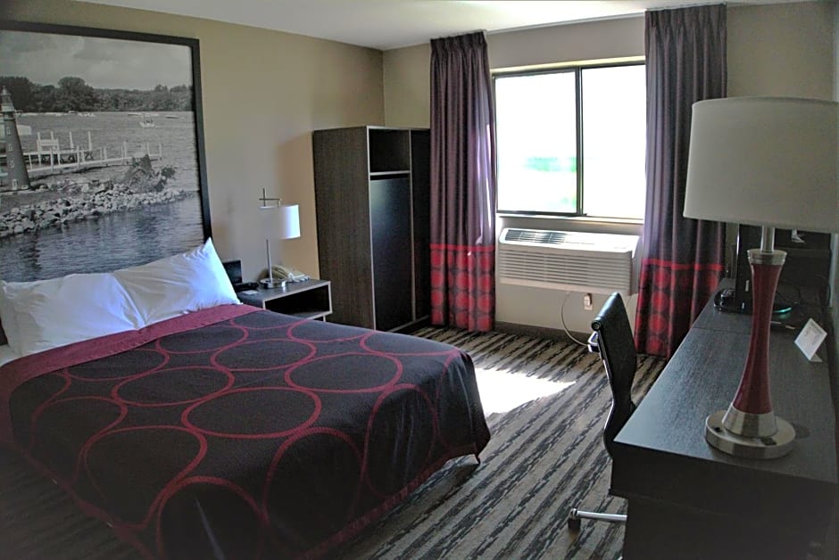 Super 8 by Wyndham Spirit Lake/Okoboji