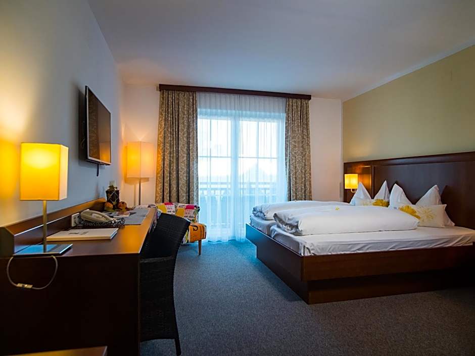 Tennis Golf Hotel Höllrigl