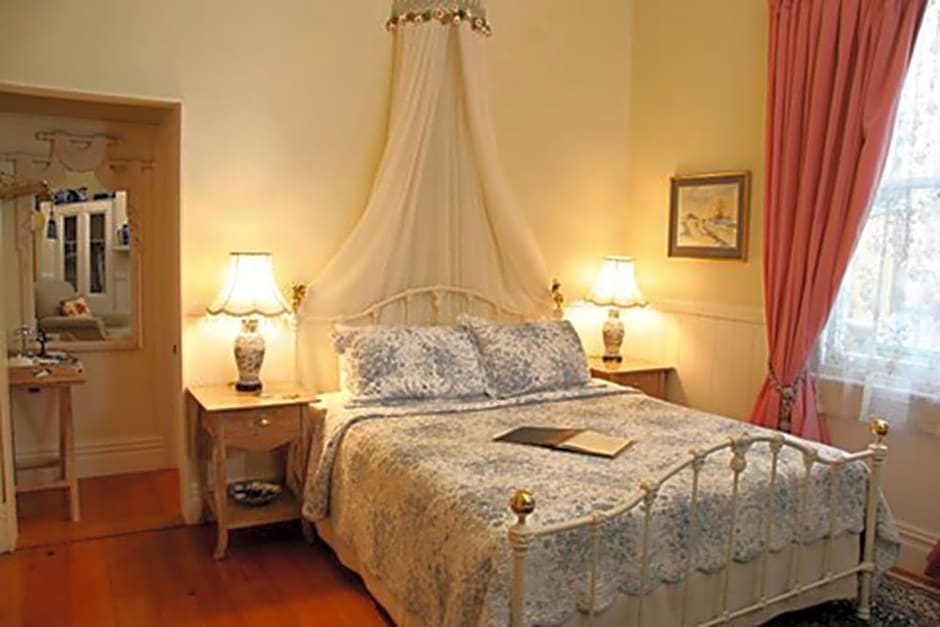 Peace and Plenty Inn